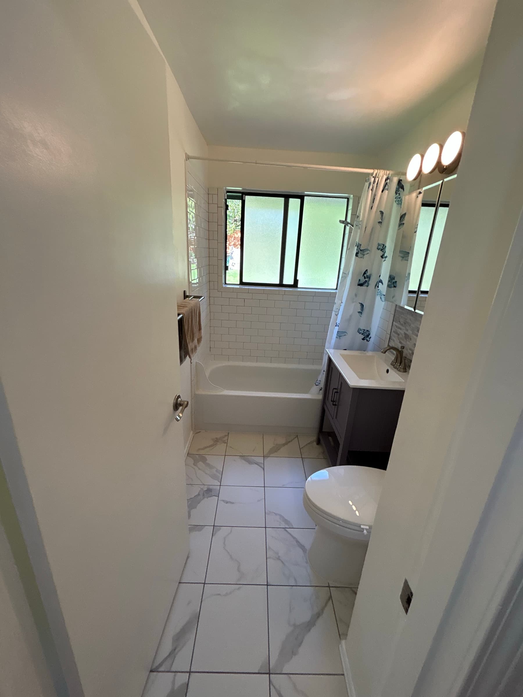 Upstairs bathroom